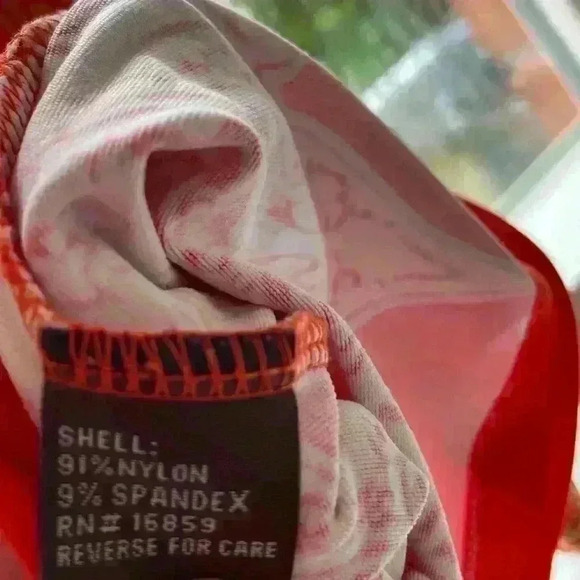 J McLaughlin Women’s Blouse Medium - Picture 3 of 7